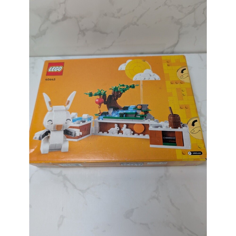 LEGO 40643 Jade Rabbit Lunar New Year Building Set Sealed Damaged Box